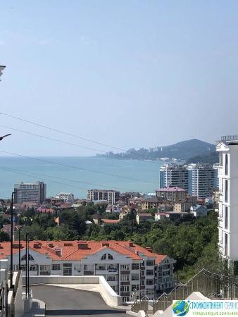 Студия с новым ремонтом в оттенках спокойствия и панорамным видом на море (172)